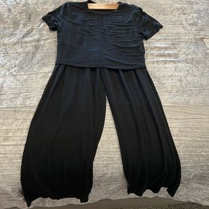 Crop top and pants set